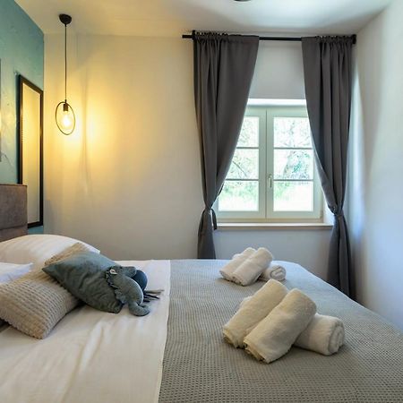 Teona Luxury Apartment With Jacuzzi And Terrace Sea View Сали Экстерьер фото