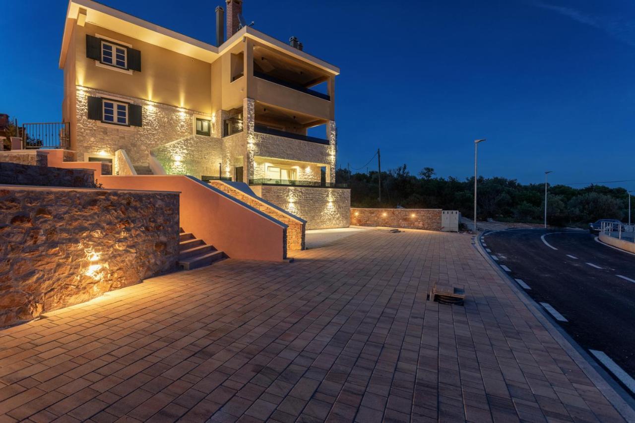 Teona Luxury Apartment With Jacuzzi And Terrace Sea View Сали Экстерьер фото